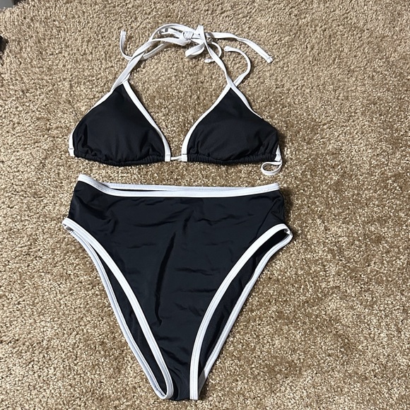 Shade & Shore Other - Shade & Shore Black and White Women's Bikini Set